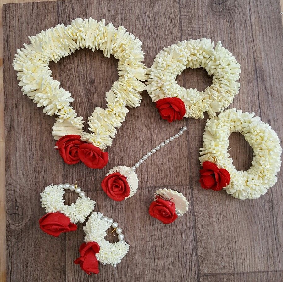 Flowers Gajra & Jewellery